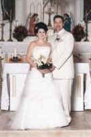 Alexis in her Anjolique wedding gown
