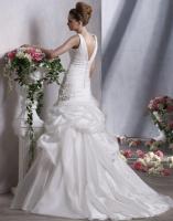 Bridal gown Fit enhancer to enhance your body type